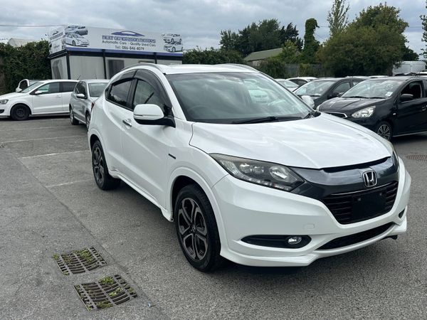 Honda Vezel Hatchback, Petrol Hybrid, 2015, White