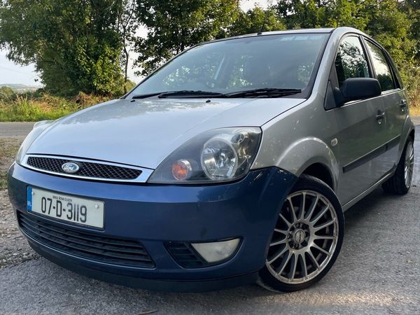 Ford Fiesta Hatchback, Petrol, 2007, Silver