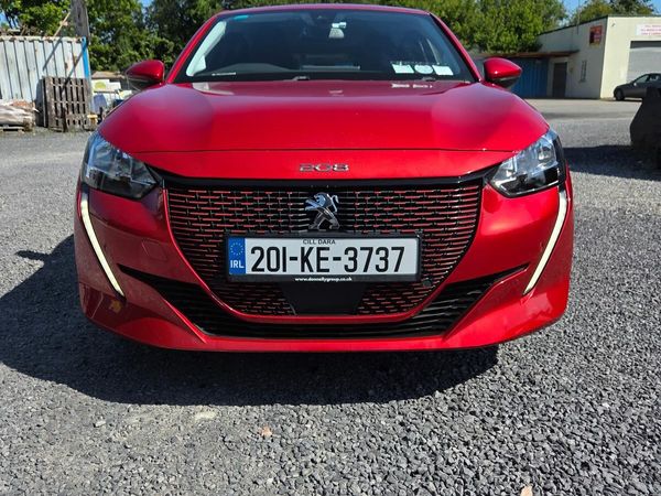 Peugeot 208 Hatchback, Electric, 2020, Red