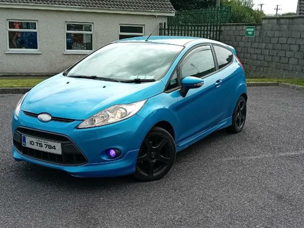 Ford Fiesta Hatchback, Petrol, 2010, Blue