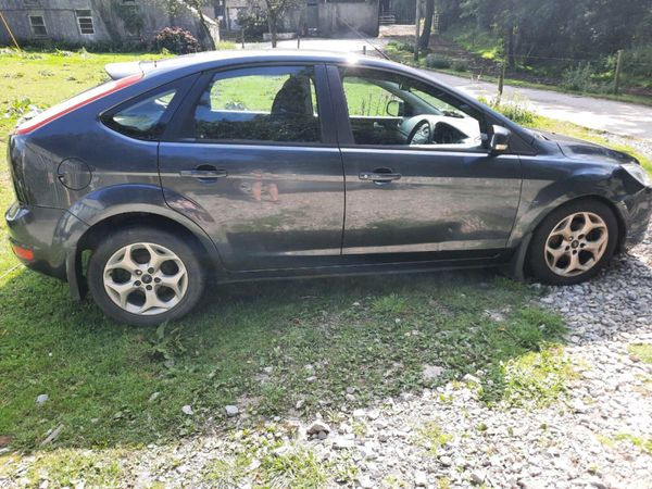Ford Focus Hatchback, Diesel, 2010, Grey