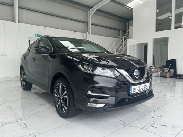 Nissan Qashqai Hatchback, Diesel, 2019, Black