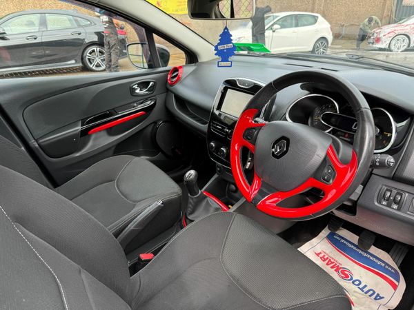 Renault Clio Hatchback, Diesel, 2013, Black