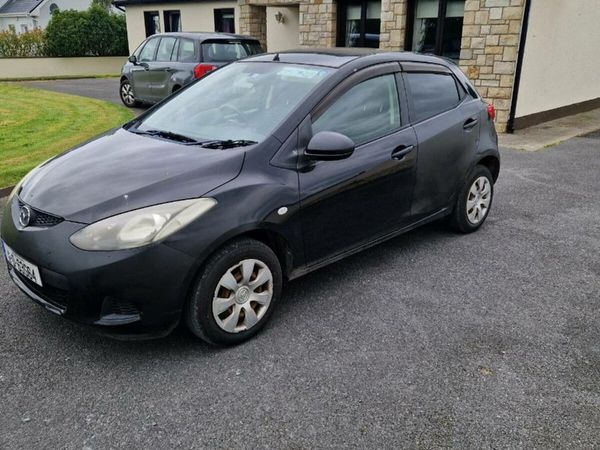 Mazda Demio MPV, Petrol, 2011, Black