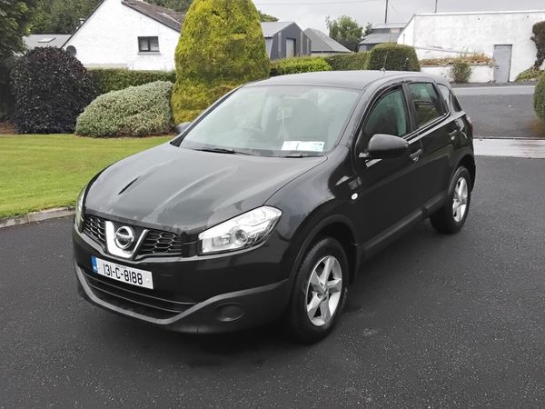 Nissan Qashqai Hatchback, Diesel, 2013, Black