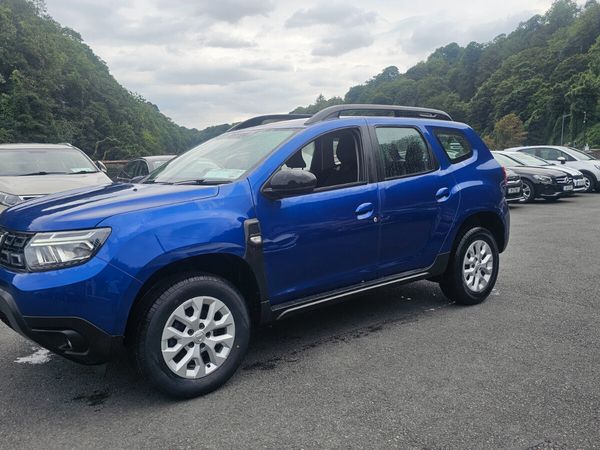 Dacia Duster SUV, Petrol Gas, 2022, Blue