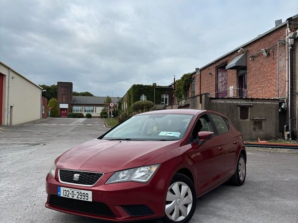 SEAT Leon Hatchback, Diesel, 2013, Red