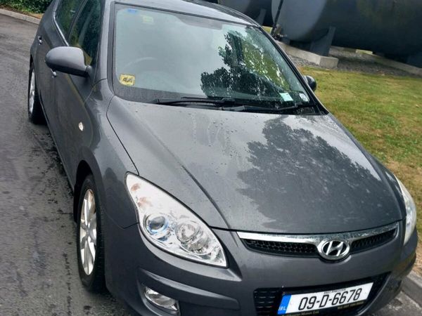 Hyundai i30 Hatchback, Diesel, 2009, Grey