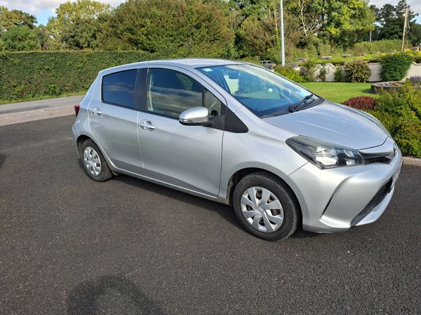 Toyota Vitz Hatchback, Petrol, 2016, Silver