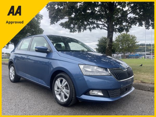 Skoda Fabia Hatchback, Petrol, 2021, Blue