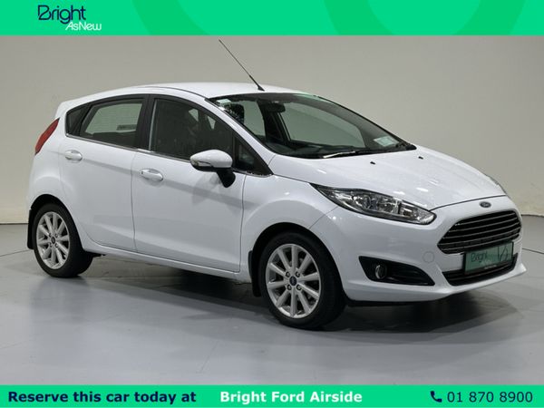 Ford Fiesta Hatchback, Petrol, 2016, White