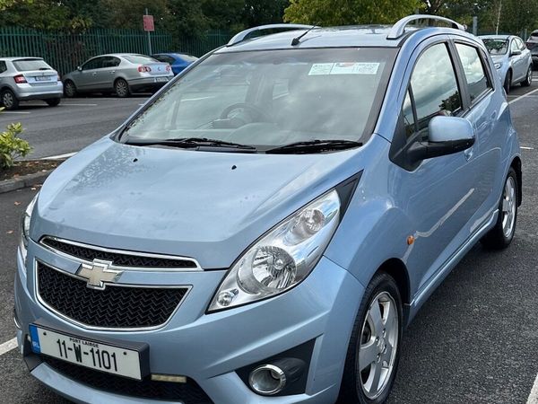 Chevrolet Spark Hatchback, Petrol, 2011, Blue