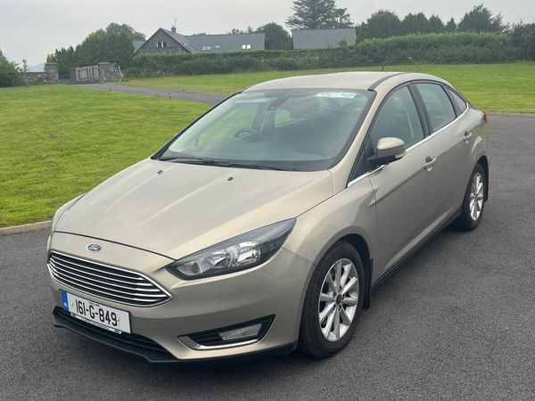 Ford Focus Saloon, Diesel, 2016, Silver