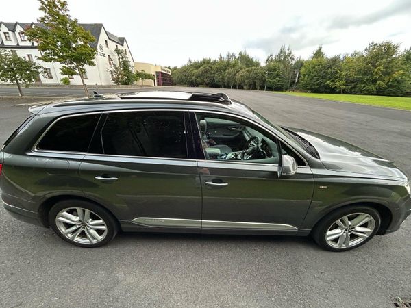 Audi Q7 SUV, Diesel, 2016, Grey