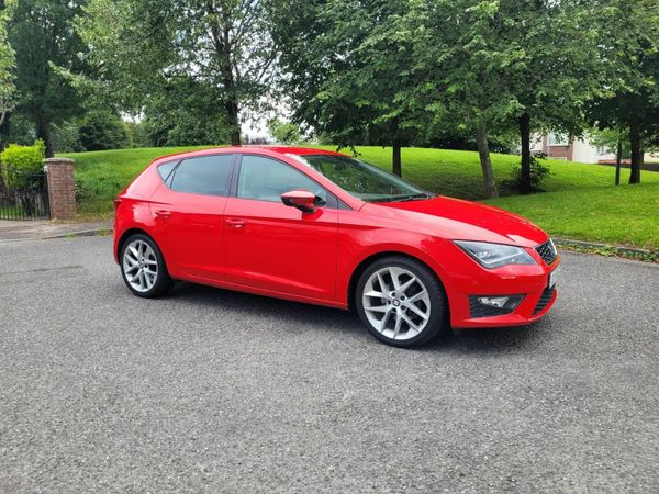 SEAT Leon Hatchback, Petrol, 2016, Red