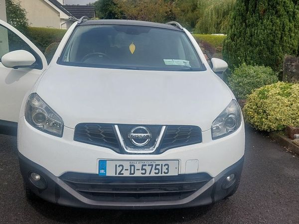 Nissan Qashqai Hatchback, Diesel, 2012, White