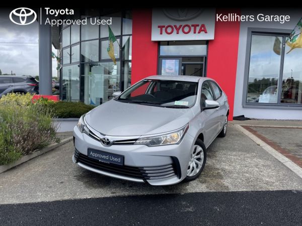 Toyota Corolla Saloon, Petrol, 2017, Silver