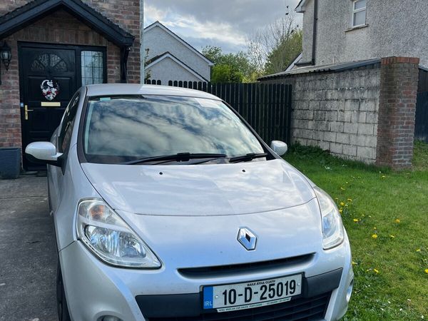 Renault Clio Hatchback, Ethanol Petrol, 2010, Silver