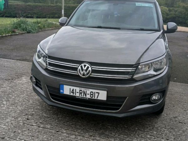 Volkswagen Tiguan SUV, Diesel, 2014, Grey