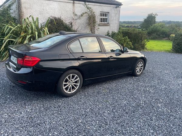 BMW 3-Series Saloon, Diesel, 2015, Black