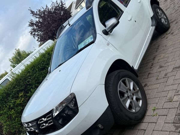 Dacia Duster SUV, Diesel, 2016, White