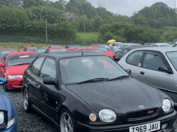 Toyota Corolla Hatchback, Petrol, 1999, Black