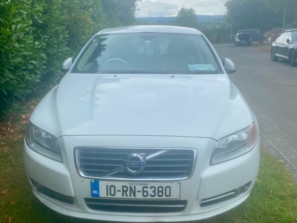 Volvo 80 Series Saloon, Diesel, 2010, White