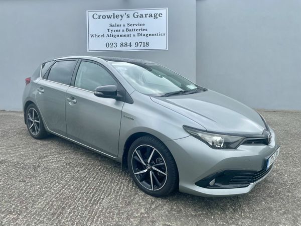Toyota Auris MPV, Petrol Hybrid, 2017, Grey