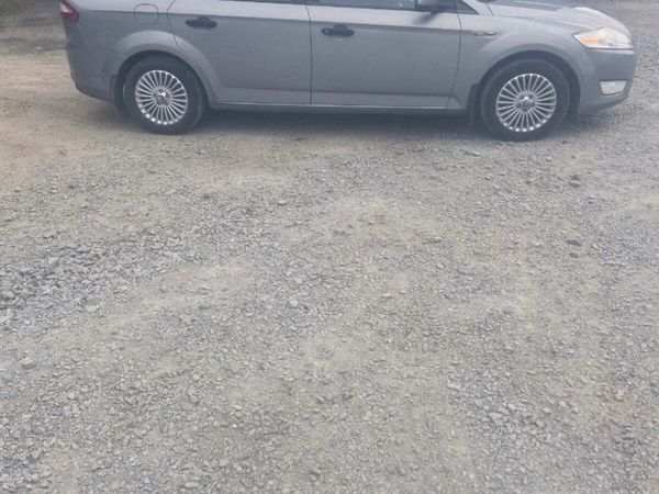 Ford Mondeo Hatchback, Diesel, 2010, Grey