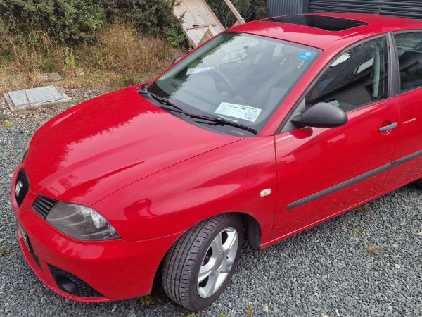 SEAT Ibiza Hatchback, Petrol, 2007, Red