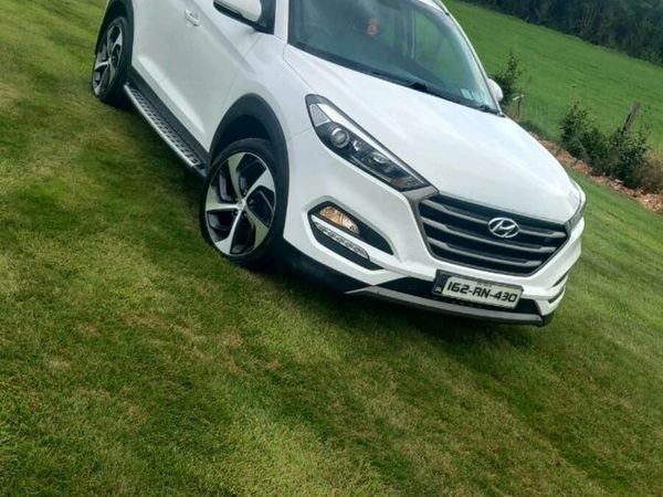Hyundai Tucson SUV, Diesel, 2016, White