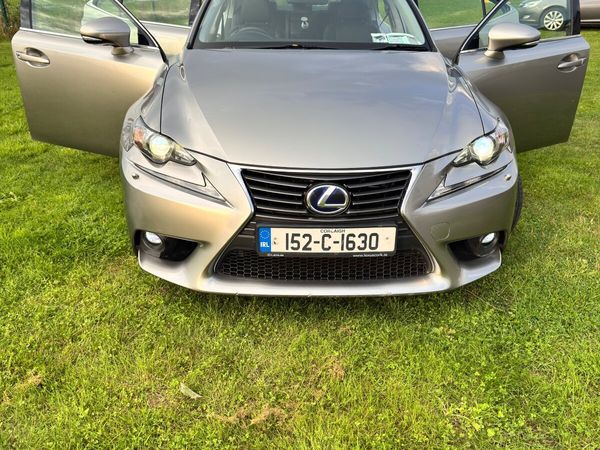 Lexus IS Saloon, Petrol Hybrid, 2015, Silver