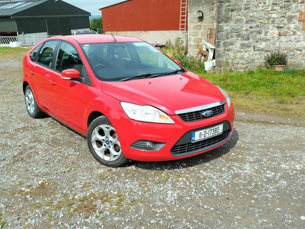 Ford Focus Hatchback, Diesel, 2011, Red