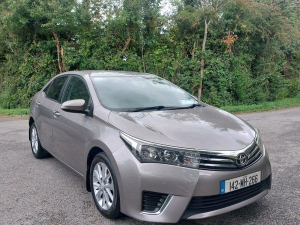 Toyota Corolla Saloon, Diesel, 2014, Bronze