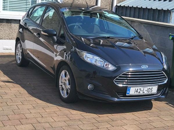 Ford Fiesta Hatchback, Petrol, 2014, Black