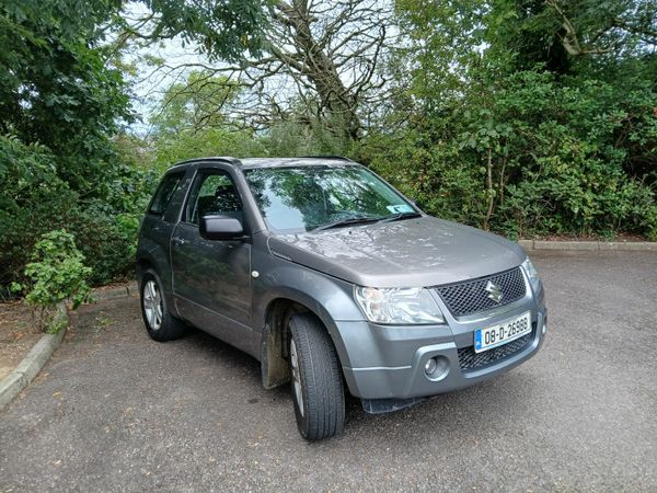 Suzuki Grand Vitara SUV, Petrol, 2008, Grey