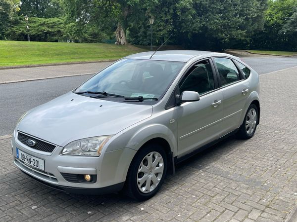 Ford Focus Hatchback, Petrol, 2008, Silver