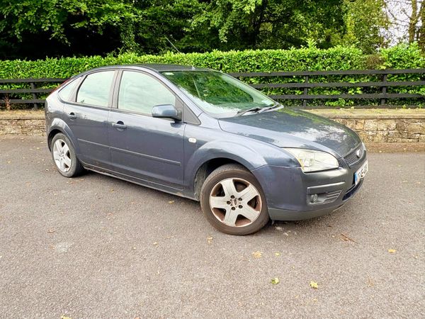 Ford Focus Hatchback, Petrol, 2007, Grey