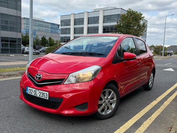Toyota Yaris Hatchback, Diesel, 2013, Red