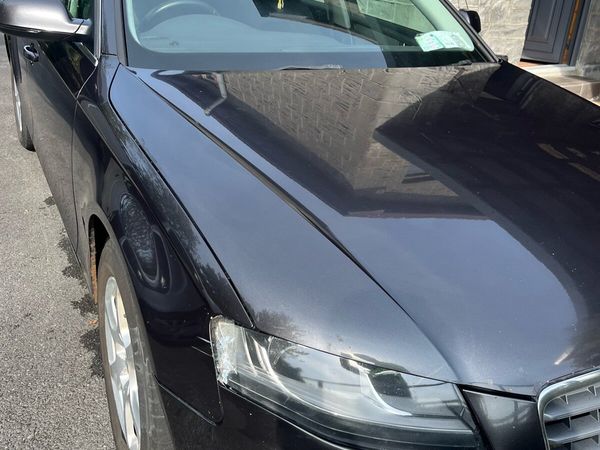 Audi A4 Saloon, Diesel, 2010, Grey