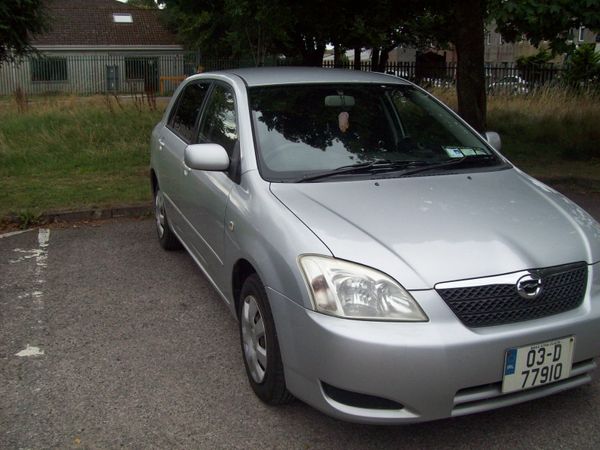 Toyota Corolla Hatchback, Petrol, 2003, Silver
