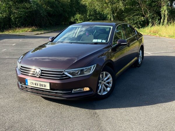 Volkswagen Passat Saloon, Diesel, 2017, Red