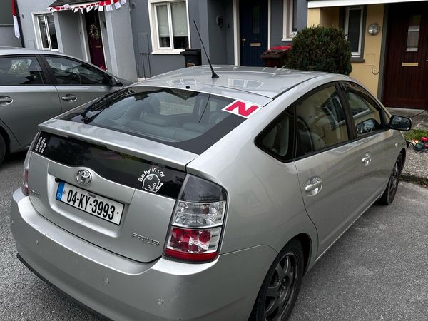Toyota Prius Hatchback, Petrol Hybrid, 2004, Silver