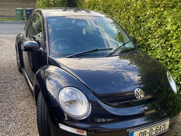 Volkswagen Beetle Hatchback, Petrol, 2008, Black