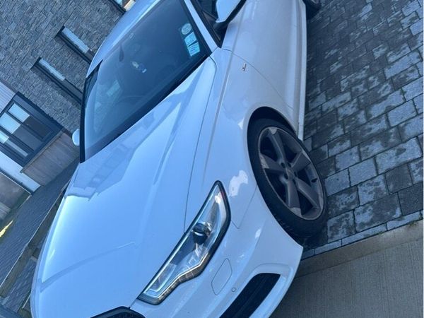 Audi A6 Saloon, Diesel, 2014, White
