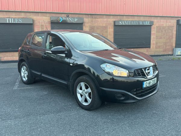Nissan Qashqai Estate/Jeep, Diesel, 2012, Black