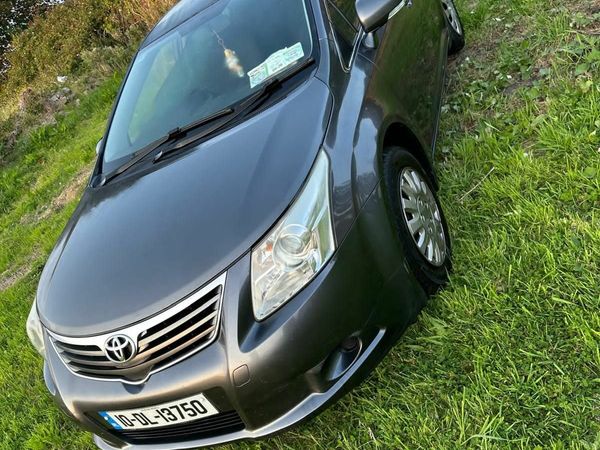 Toyota Avensis Saloon, Diesel, 2010, Grey
