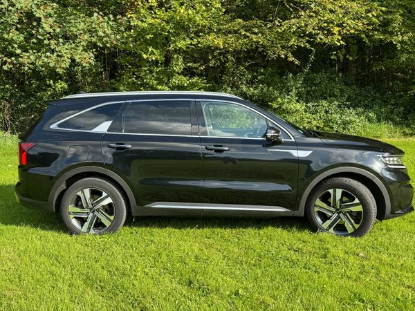 Kia Sorento SUV, Petrol Plug-in Hybrid, 2022, Black