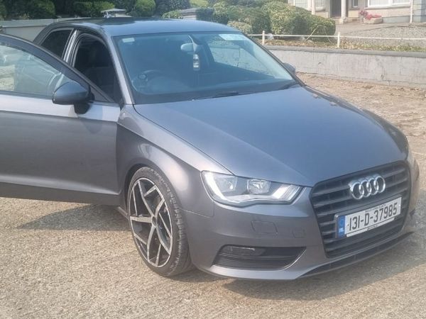 Audi A3 Hatchback, Diesel, 2013, Grey