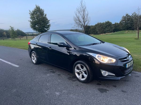 Hyundai i40 Saloon, Diesel, 2013, Black